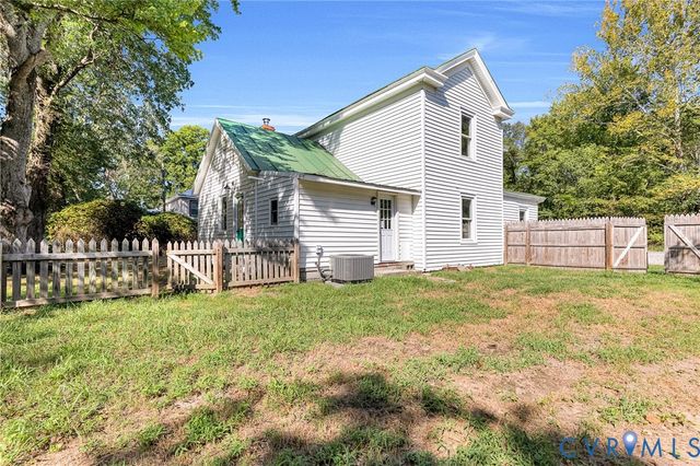 17033 N Telegraph Rd, Doswell, VA 23047