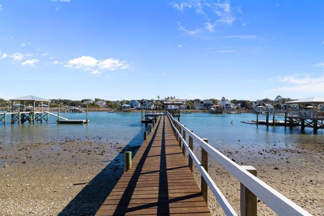 2619 Buccaneer Rd., Isle Of Palms, SC 29451