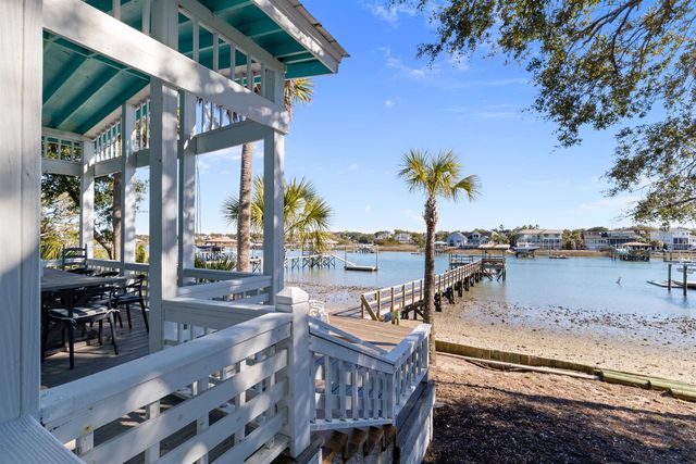 2619 Buccaneer Rd., Isle Of Palms, SC 29451