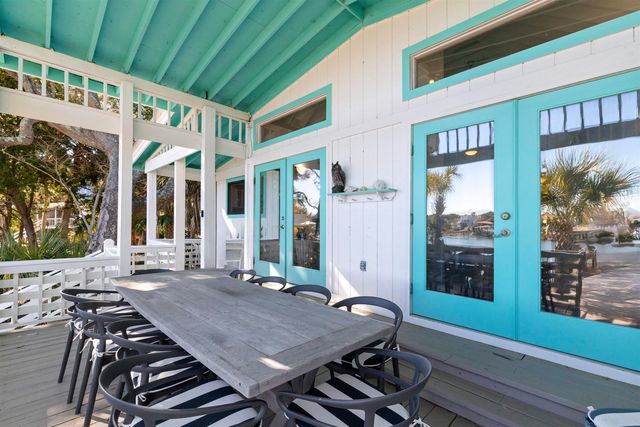 2619 Buccaneer Rd., Isle Of Palms, SC 29451