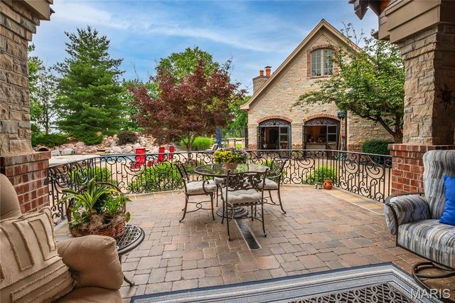 4 Slate River Way, Wentzville, MO 63385