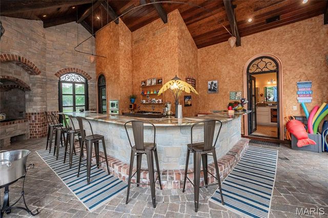 4 Slate River Way, Wentzville, MO 63385