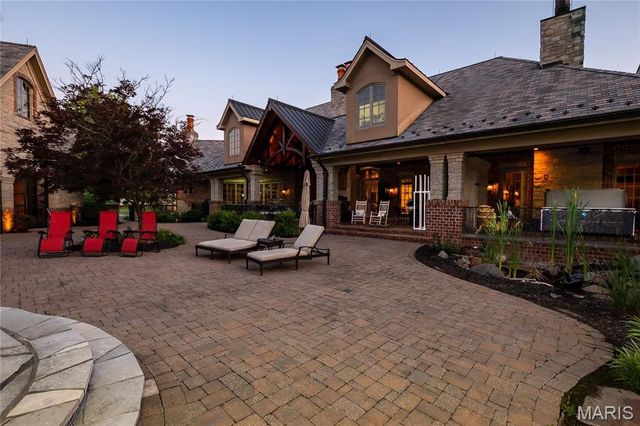 4 Slate River Way, Wentzville, MO 63385