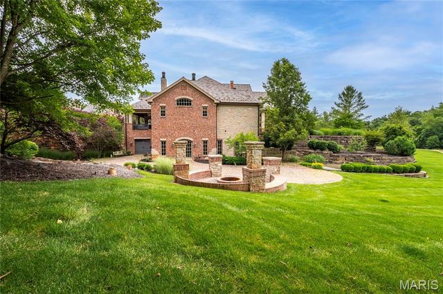4 Slate River Way, Wentzville, MO 63385