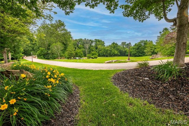 4 Slate River Way, Wentzville, MO 63385