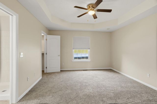 337 Courtneys Place, Lapeer, MI 48446
