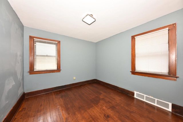 4503 N 28th STREET, Milwaukee, WI 53209