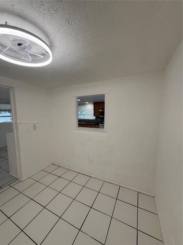 1101 N 58th Ave 1-4, Hollywood, FL 33021