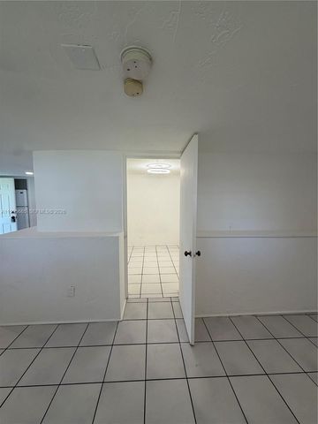 1101 N 58th Ave 1-4, Hollywood, FL 33021