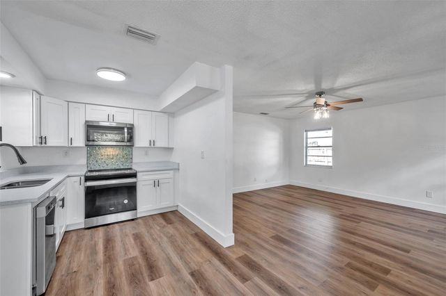 304 W IDLEWILD AVENUE, Tampa, FL 33604