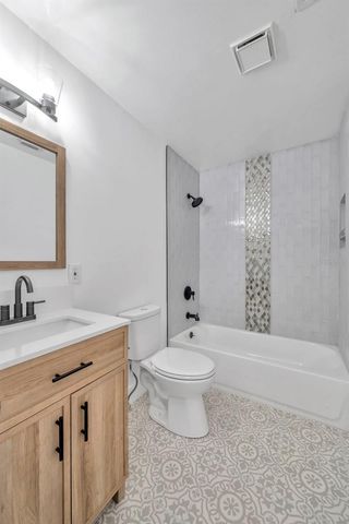 304 W IDLEWILD AVENUE, Tampa, FL 33604