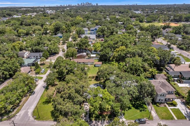 304 W IDLEWILD AVENUE, Tampa, FL 33604