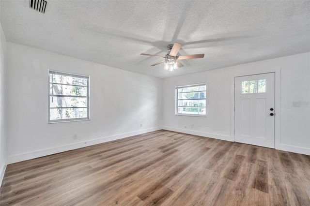 304 W IDLEWILD AVENUE, Tampa, FL 33604