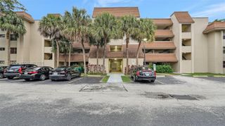 481 Ives Dairy Road 105-4, Miami, FL 33179