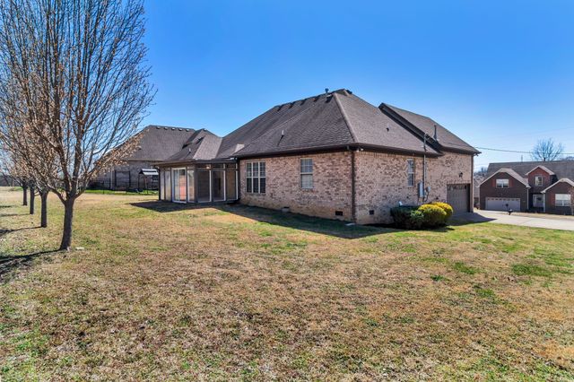 499 Williamsport Dr, Smyrna, TN 37167