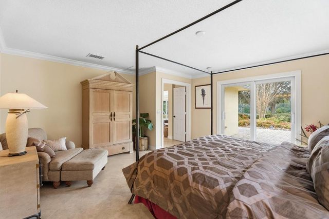 8107 Damascus Drive, Palm Beach Gardens, FL 33418