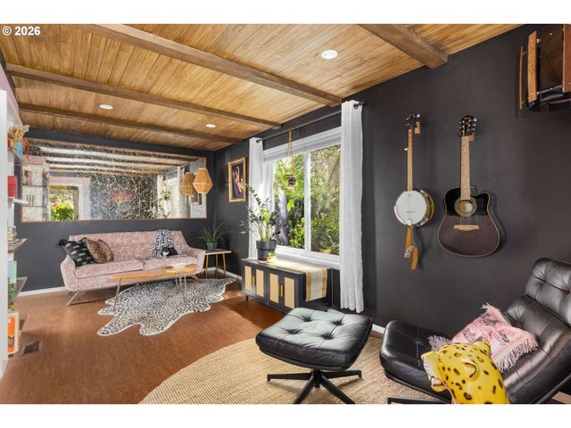 6110 Ne 41ST Ave, Portland, OR 97211
