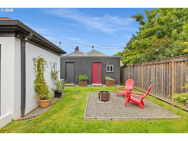6110 Ne 41ST Ave, Portland, OR 97211