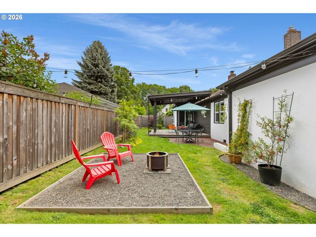 6110 Ne 41ST Ave, Portland, OR 97211