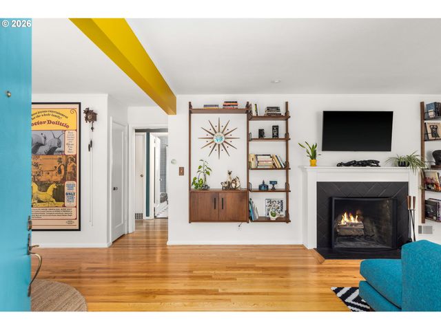 6110 Ne 41ST Ave, Portland, OR 97211