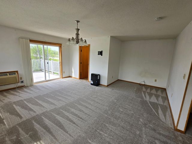 7670 18th Avenue NW, Rochester, MN 55901