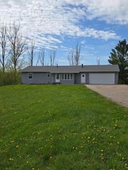 7670 18th Avenue NW, Rochester, MN 55901