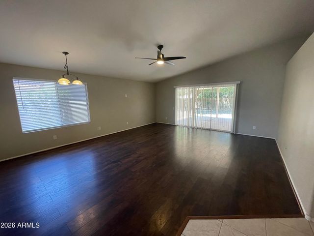 706 S GOLDEN KEY Street, Gilbert, AZ 85233