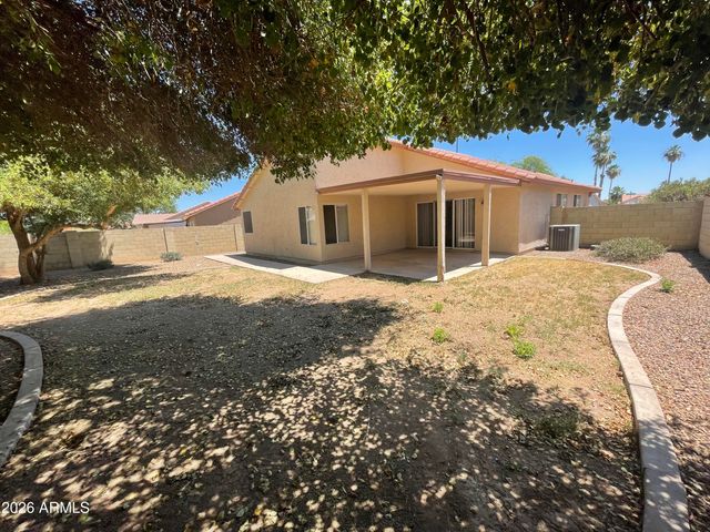 706 S GOLDEN KEY Street, Gilbert, AZ 85233