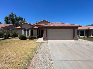 706 S GOLDEN KEY Street, Gilbert, AZ 85233