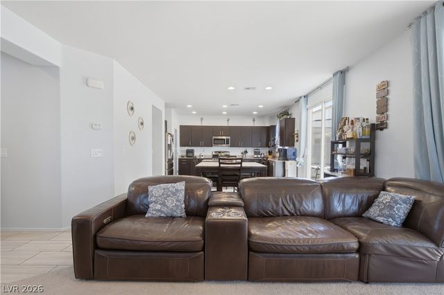 328 Baxters Bay Street, North Las Vegas, NV 89084