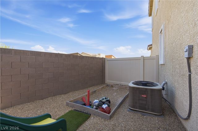 328 Baxters Bay Street, North Las Vegas, NV 89084