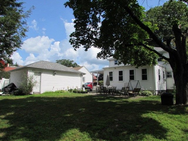 147 Glen Road, Woonsocket, RI 02895