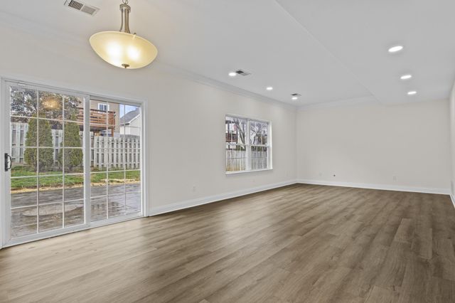 113 Eric Court, Nicholasville, KY 40356