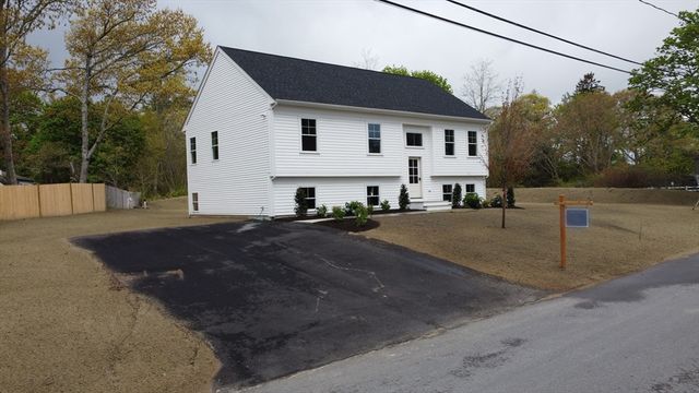 5 Tyler Ave, Wareham, MA 02538