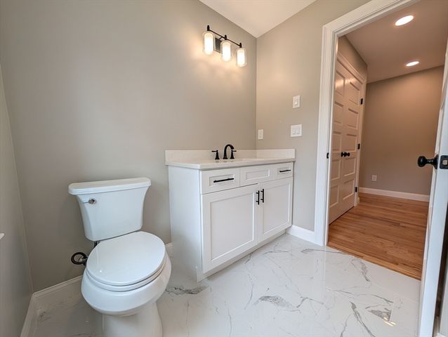 5 Tyler Ave, Wareham, MA 02538