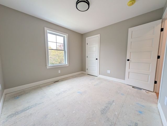 5 Tyler Ave, Wareham, MA 02538