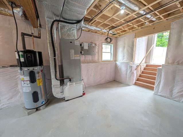5 Tyler Ave, Wareham, MA 02538