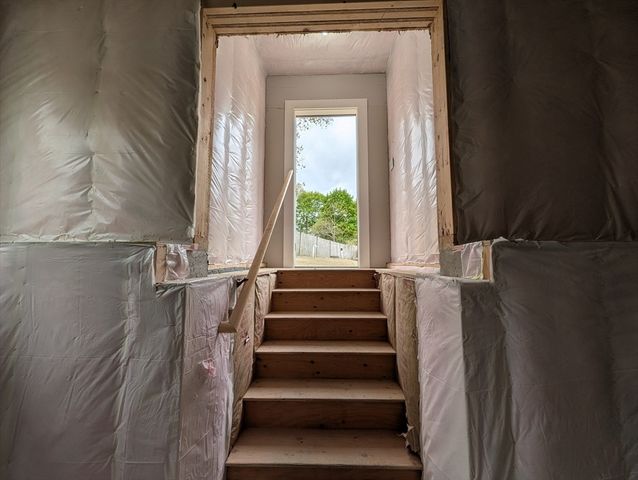 5 Tyler Ave, Wareham, MA 02538