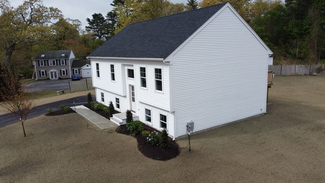 5 Tyler Ave, Wareham, MA 02538