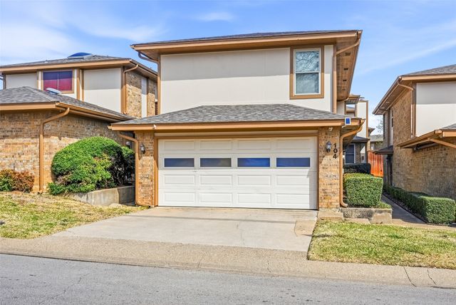 104 Morrow Drive, Bedford, TX 76021