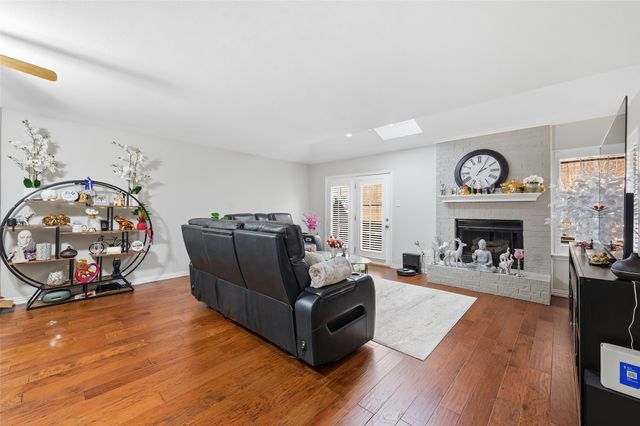 104 Morrow Drive, Bedford, TX 76021