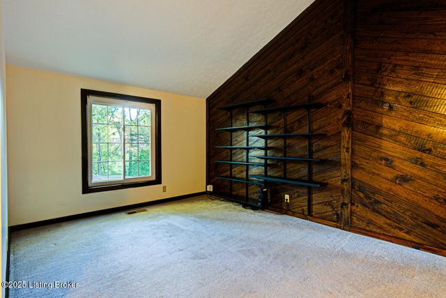 3803 Bigelow Dr, Jeffersontown, KY 40299