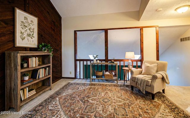 3803 Bigelow Dr, Jeffersontown, KY 40299