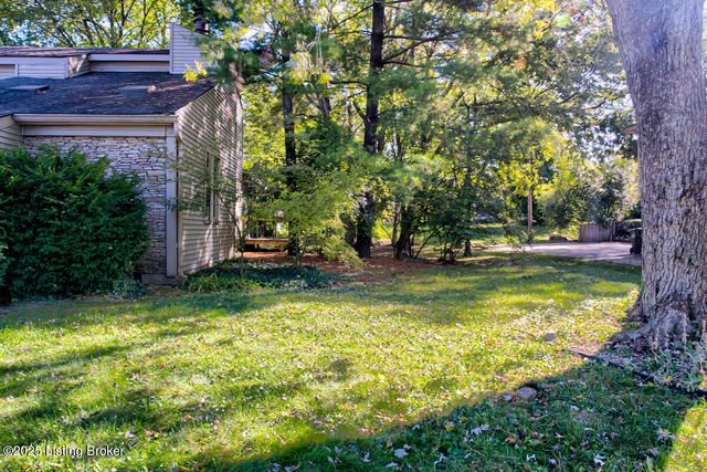 3803 Bigelow Dr, Jeffersontown, KY 40299