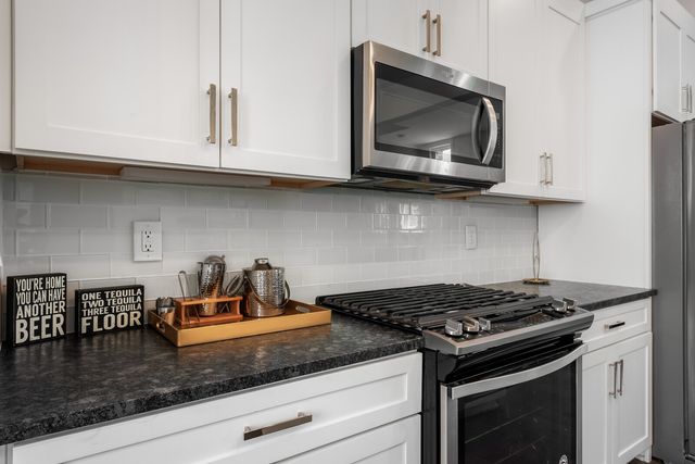 819 Vibe Pl, Nashville, TN 37216