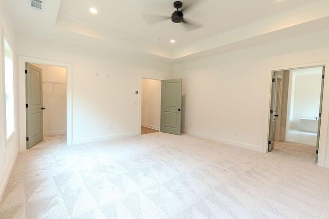 388 Races Road, Hoschton, GA 30548