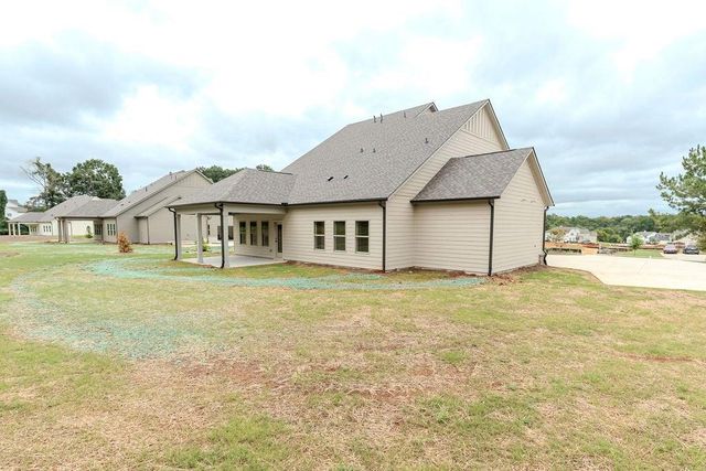 388 Races Road, Hoschton, GA 30548