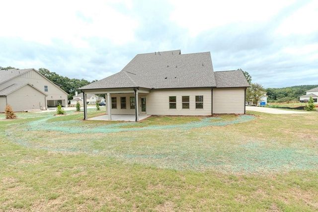 388 Races Road, Hoschton, GA 30548