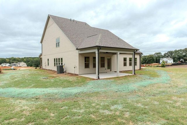 388 Races Road, Hoschton, GA 30548