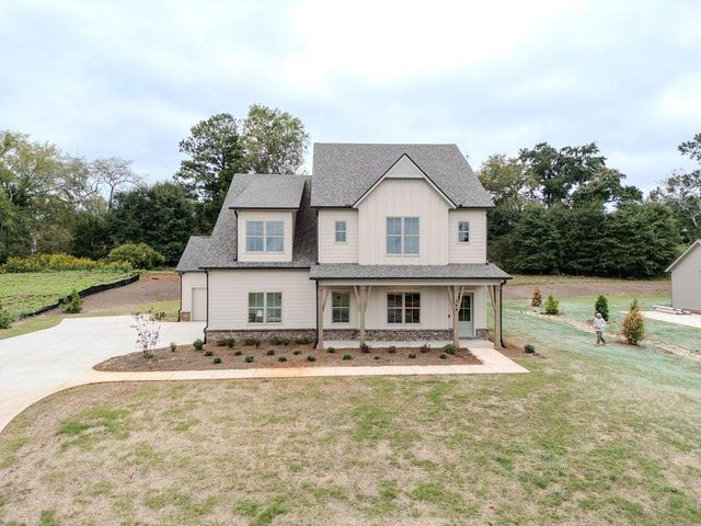 388 Races Road, Hoschton, GA 30548